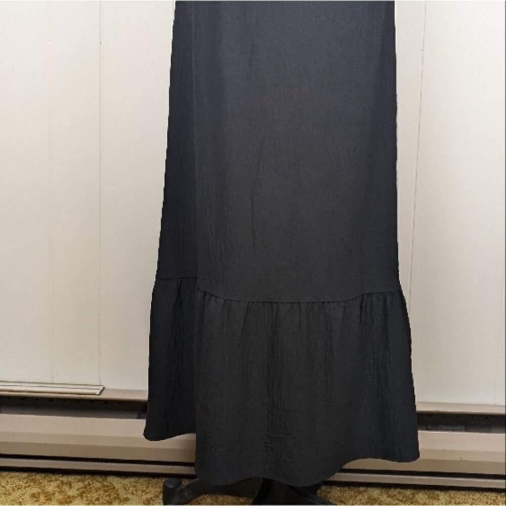 Avery Rayne Black Sleeveless V-Neck Knee-Length Dress large - Picture 7 of 9